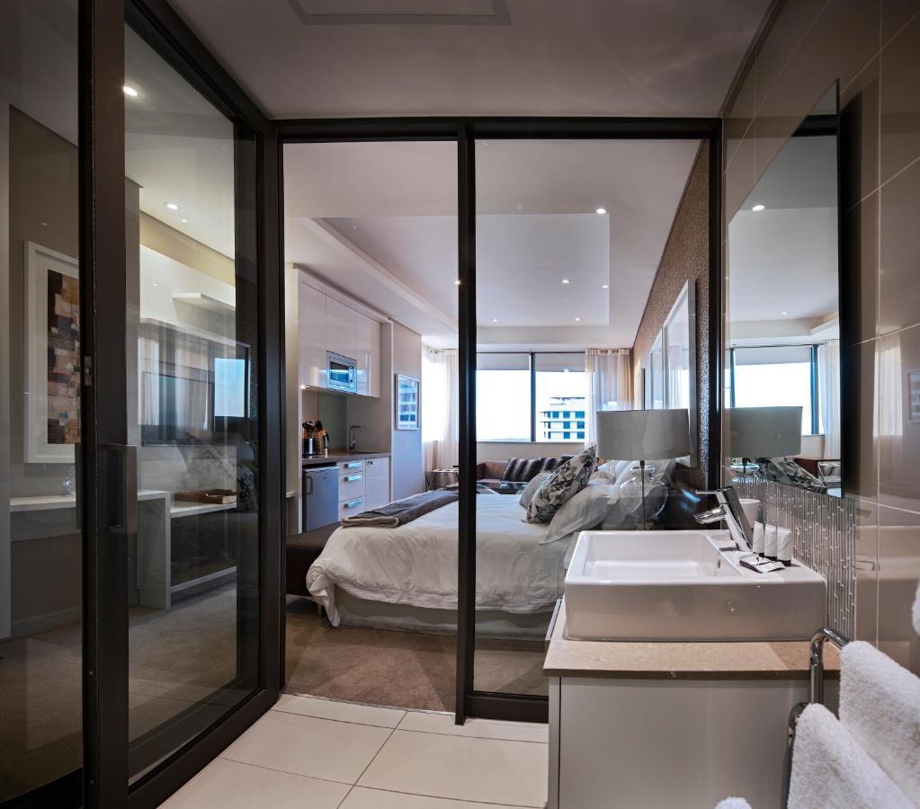 Sandton Skye Premium Suites & Penthouses ヨハネスブルグ エクステリア 写真