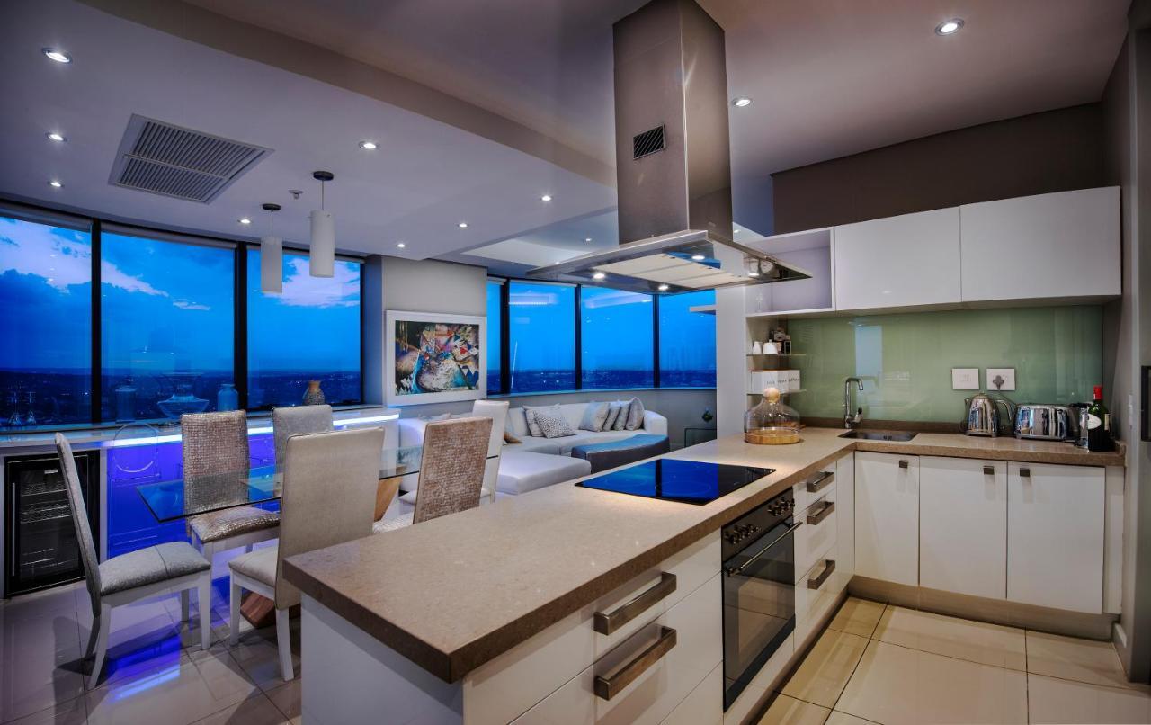 Sandton Skye Premium Suites & Penthouses ヨハネスブルグ エクステリア 写真