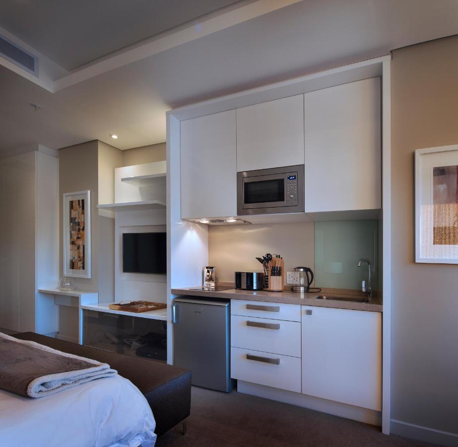 Sandton Skye Premium Suites & Penthouses ヨハネスブルグ エクステリア 写真