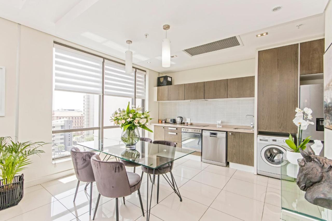 Sandton Skye Premium Suites & Penthouses ヨハネスブルグ エクステリア 写真