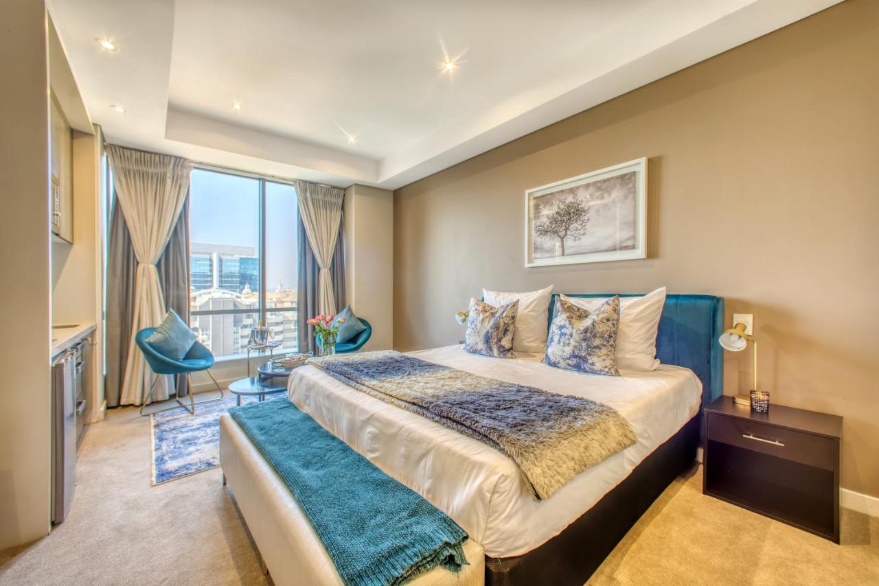 Sandton Skye Premium Suites & Penthouses ヨハネスブルグ エクステリア 写真