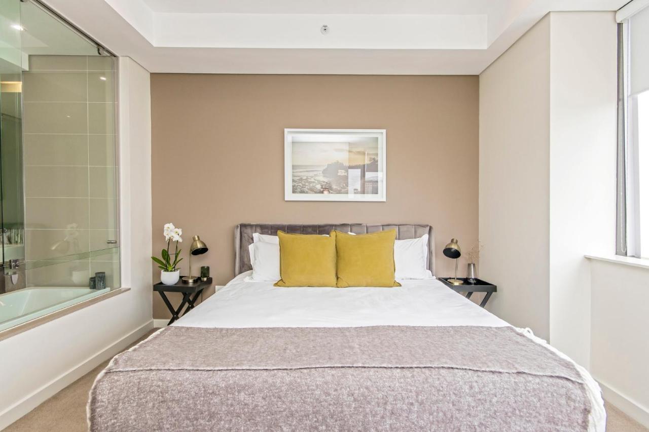 Sandton Skye Premium Suites & Penthouses ヨハネスブルグ エクステリア 写真