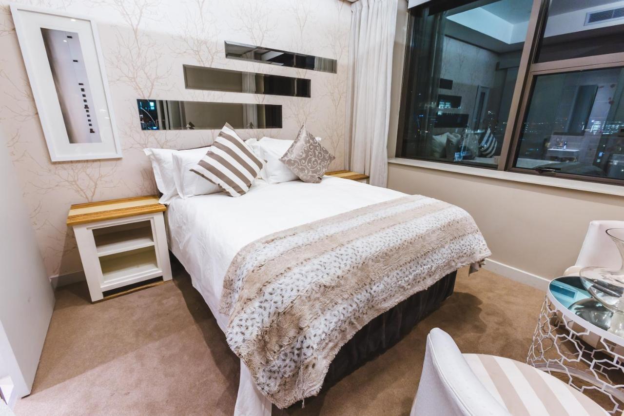 Sandton Skye Premium Suites & Penthouses ヨハネスブルグ エクステリア 写真