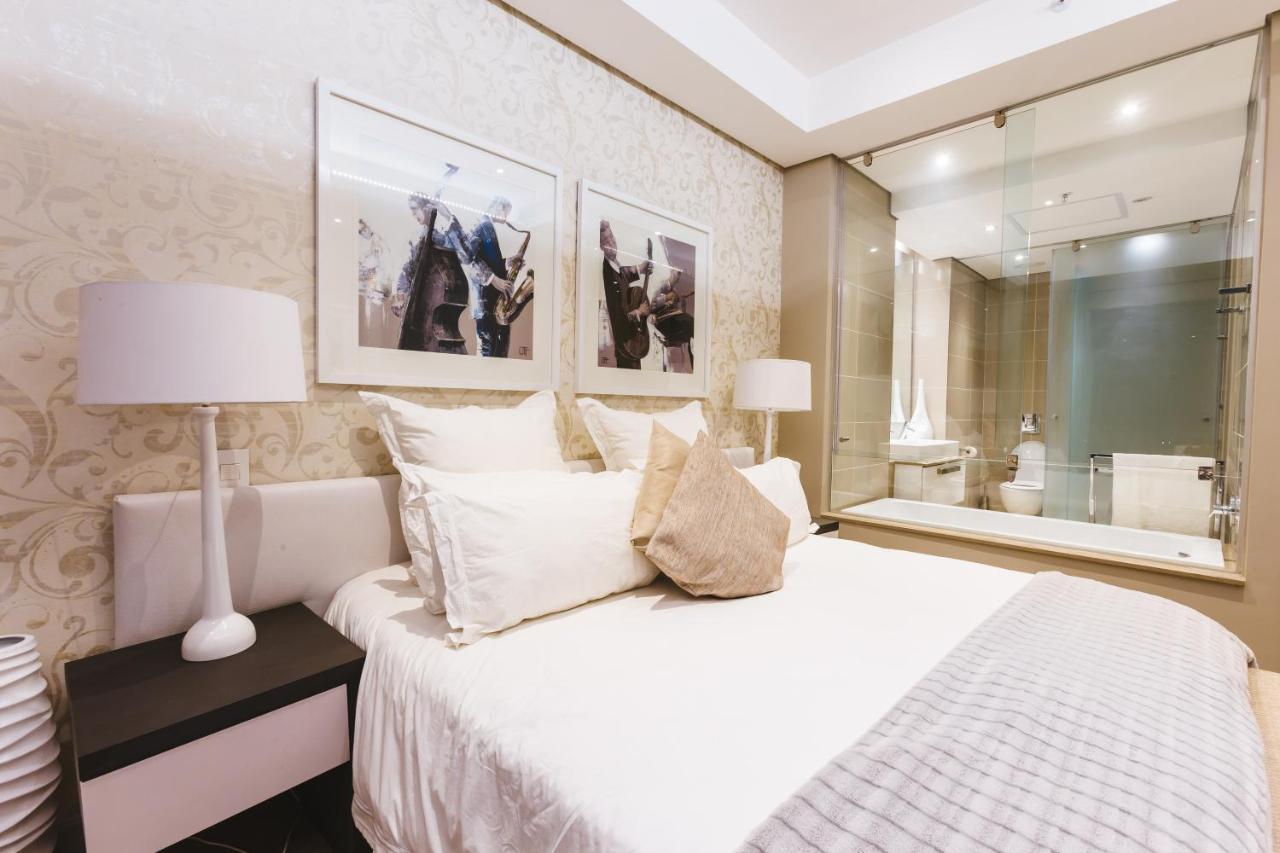 Sandton Skye Premium Suites & Penthouses ヨハネスブルグ エクステリア 写真