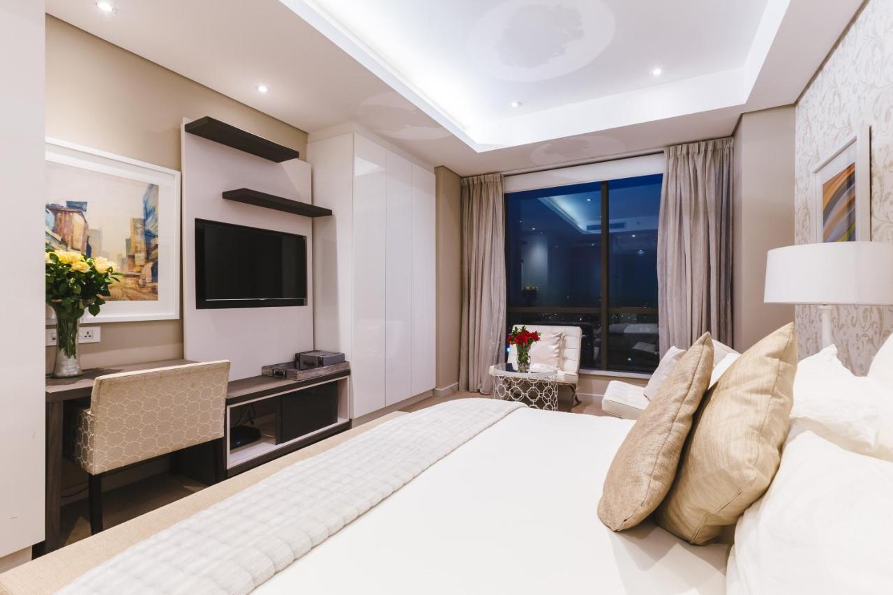Sandton Skye Premium Suites & Penthouses ヨハネスブルグ エクステリア 写真