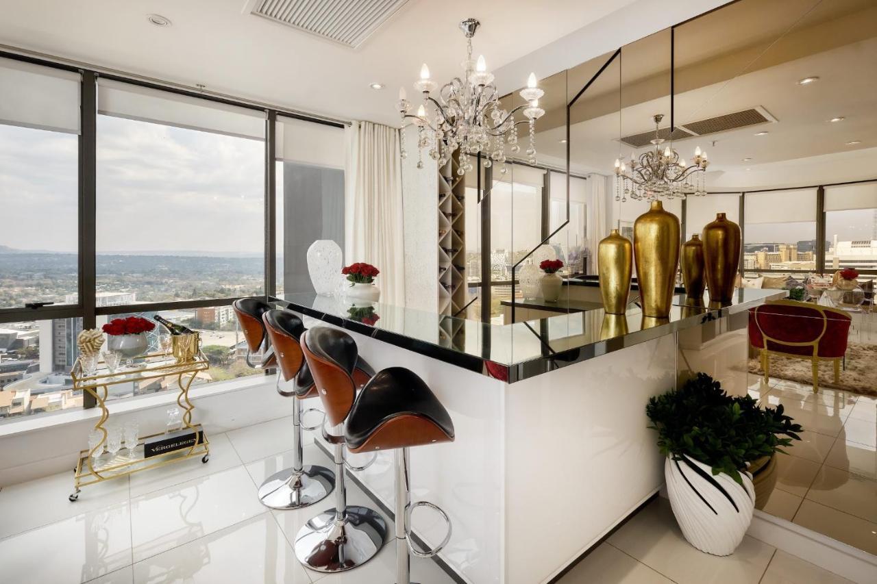 Sandton Skye Premium Suites & Penthouses ヨハネスブルグ エクステリア 写真