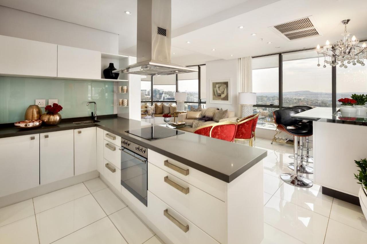 Sandton Skye Premium Suites & Penthouses ヨハネスブルグ エクステリア 写真