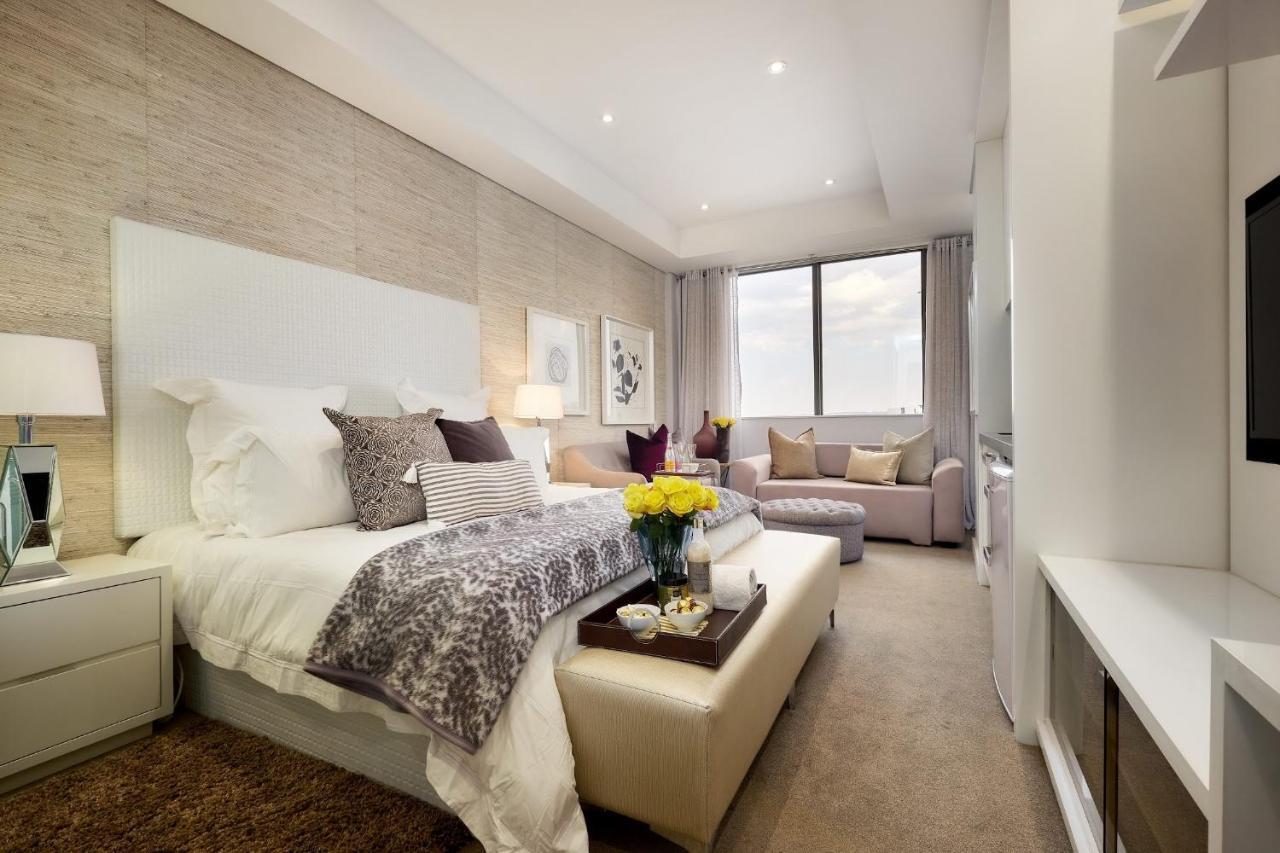 Sandton Skye Premium Suites & Penthouses ヨハネスブルグ エクステリア 写真